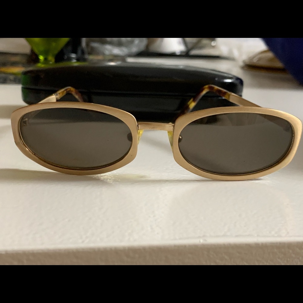 Fendi slender shades